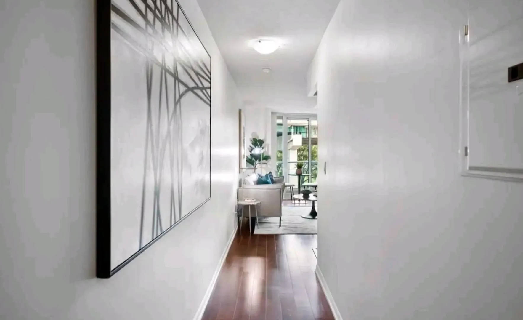 Apartment Cn Tower View With Free Parking, Pool, Gym, Free Skating, And More Toronto